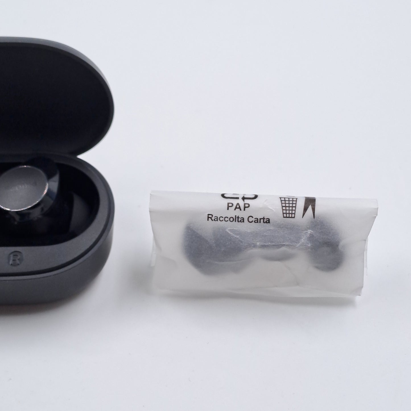 Cuffie In-Ear Philips Serie 100 TAT1209BK Wireless Bluetooth con Custodia di Ricarica