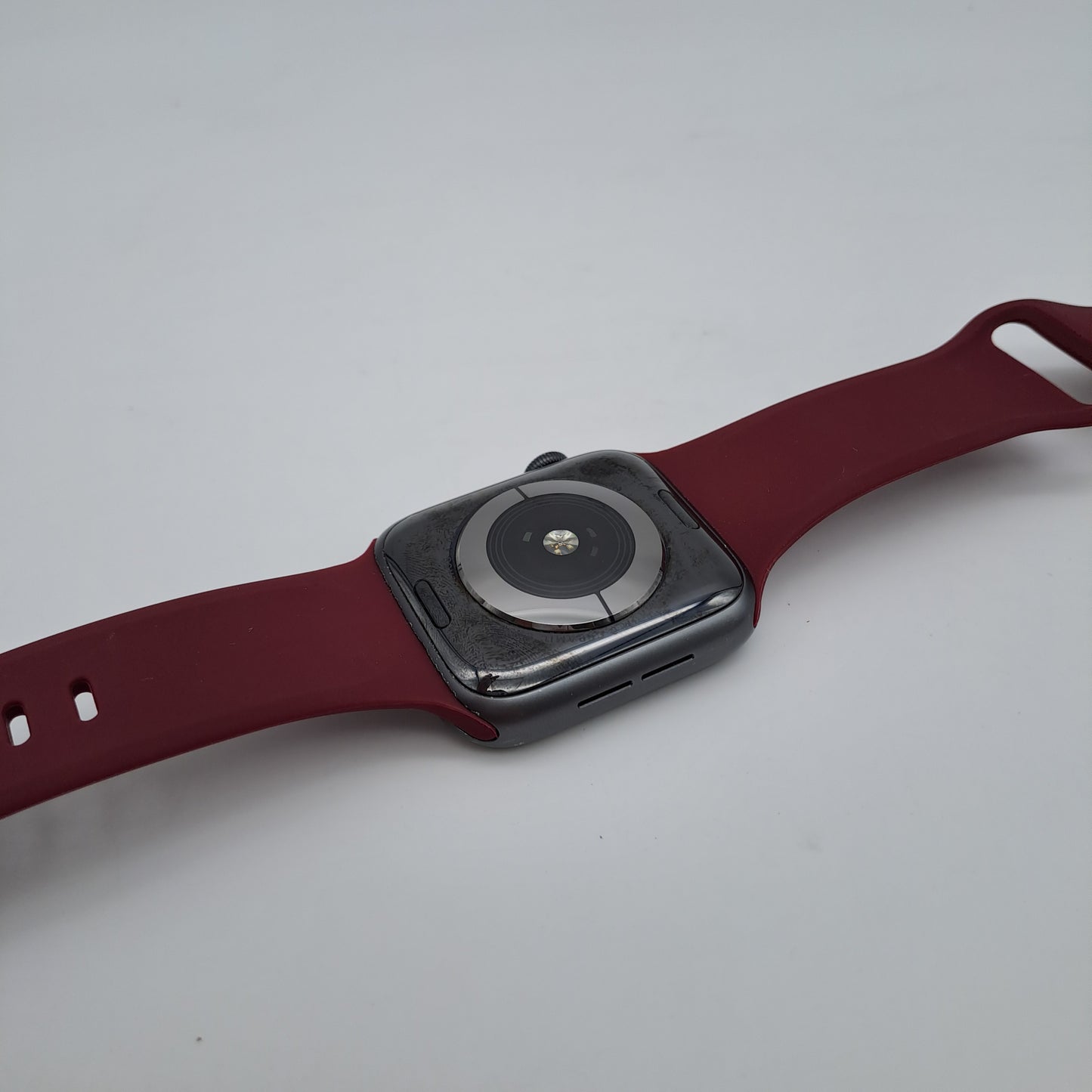 Apple Watch Series 5 44mm GPS+Cellular Aluminum Case