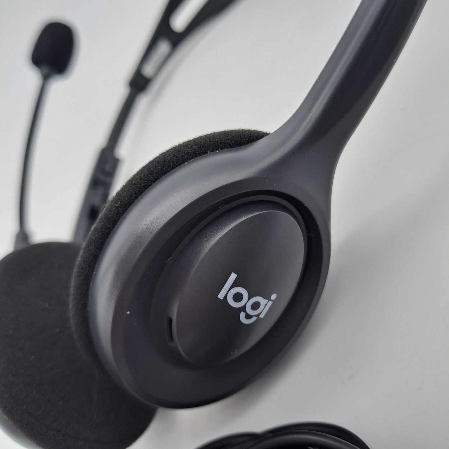 Logitech H111 – Cuffia Stereo con Microfono