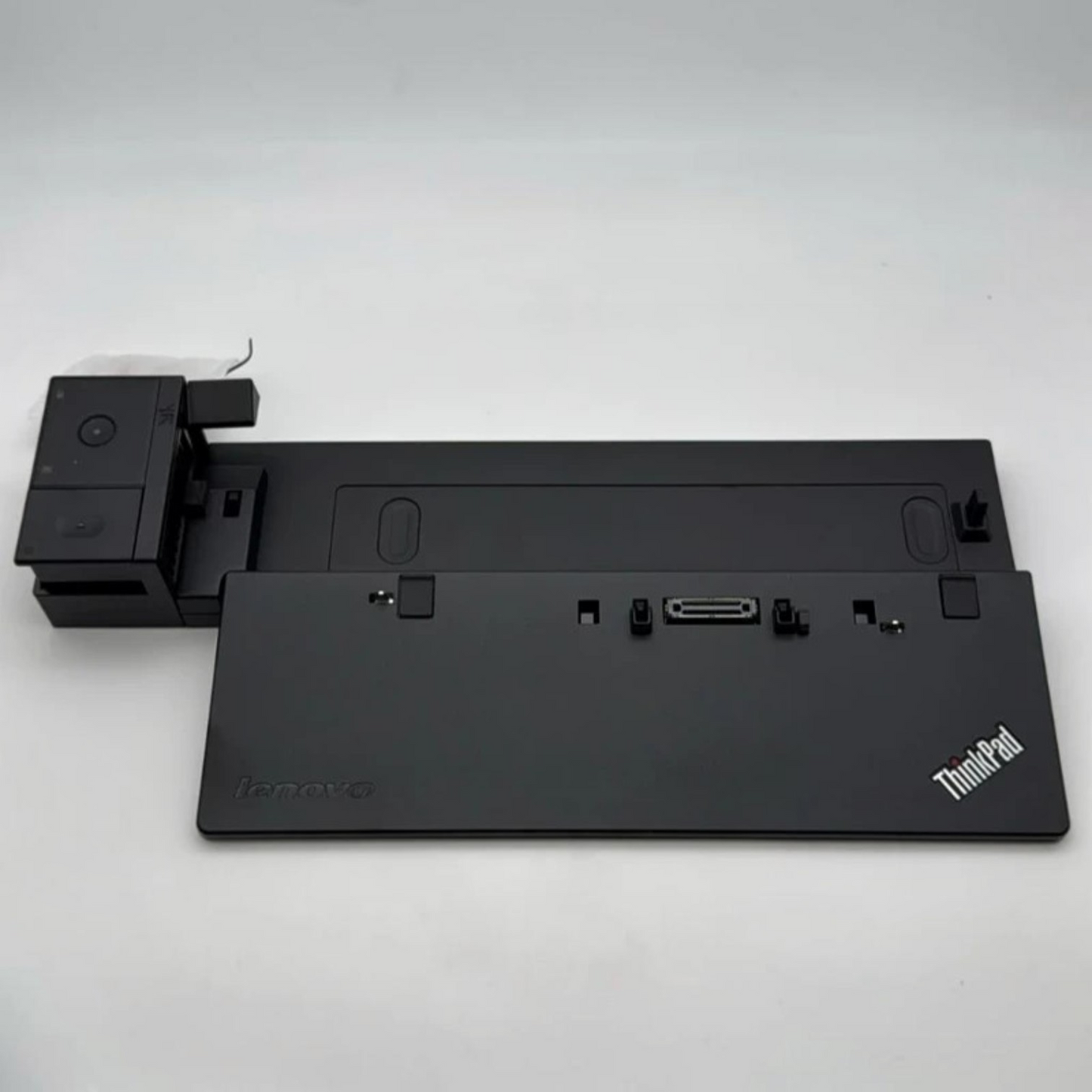 Lenovo ThinkPad Ultra Dock 40A2 Docking Station