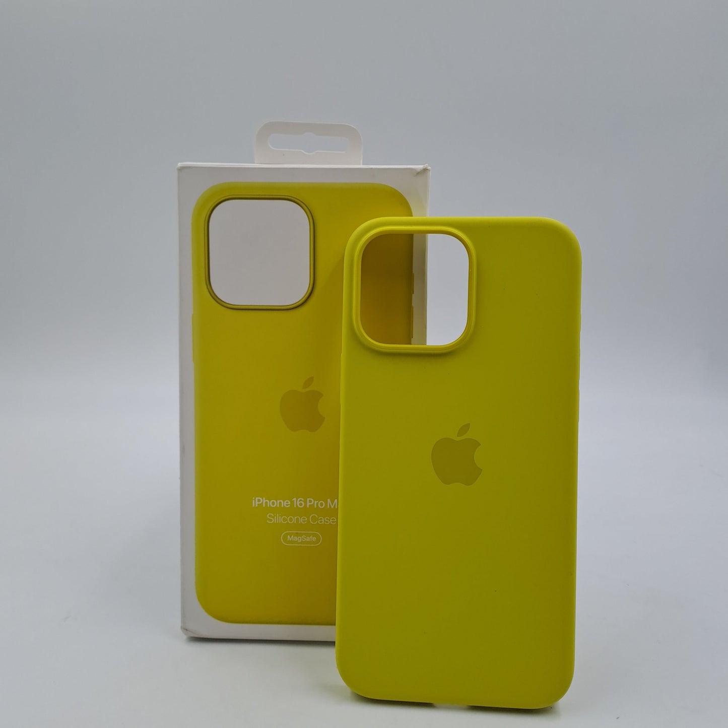 Cover in Silicone per iPhone 16 Pro Max con MagSafe – Giallo