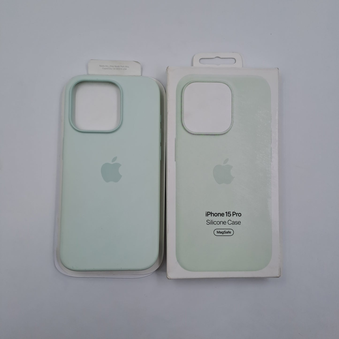 Cover in Silicone Apple per iPhone 15 Pro con MagSafe
