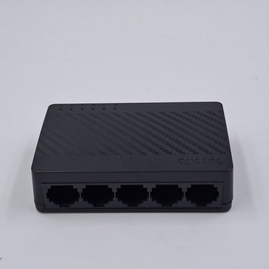 Switch Ethernet Tenda SG105 5 Porte Gigabit 1000Mbps Plug & Play