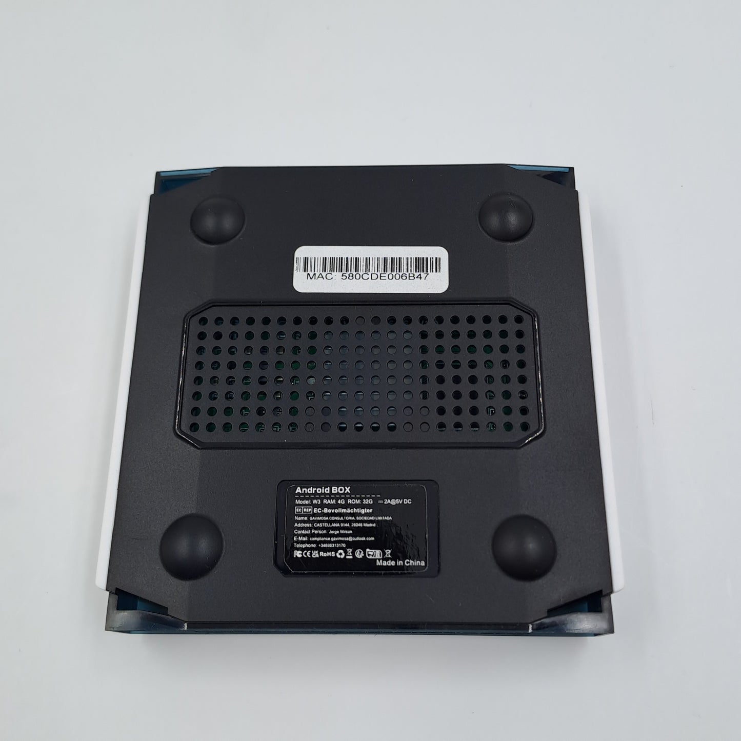 Android TV Box W3 4GB RAM 32GB ROM con Telecomando e HDMI