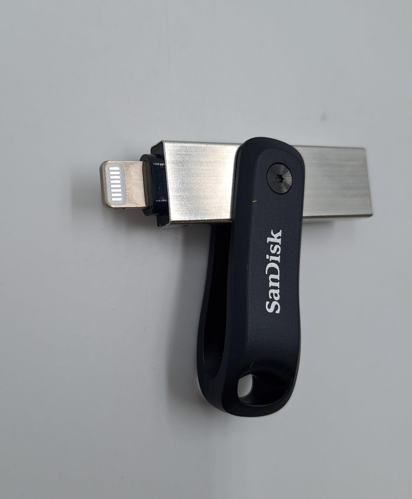 SanDisk iXpand Flash Drive Go 128 GB Lightning y USB 3.0 para iPhone, iPad, PC y Mac