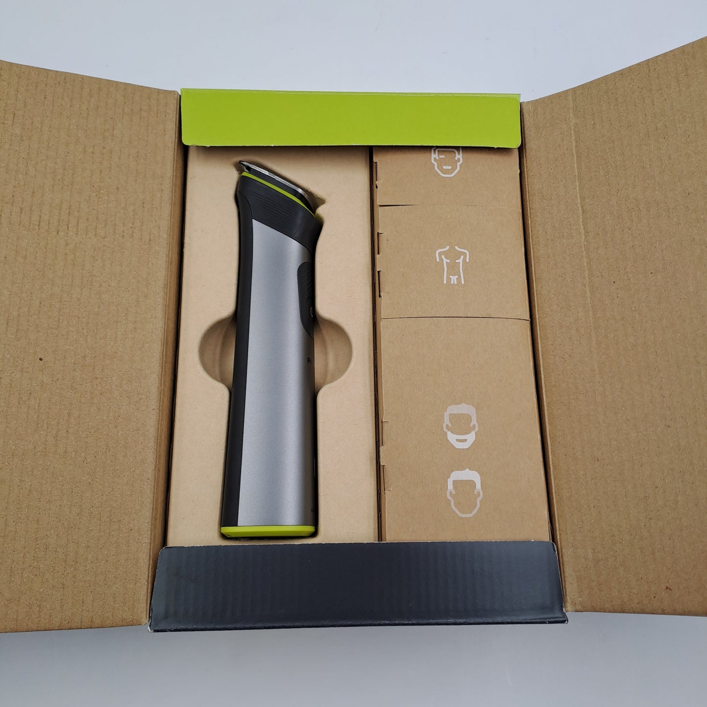 Philips Series 7000 – 14 in 1 All-in-One Trimmer