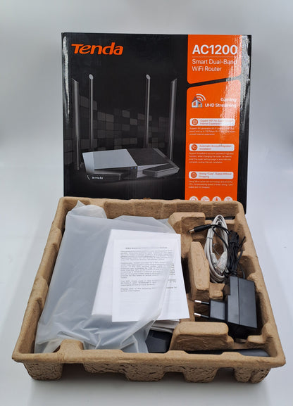 Tenda AC6 AC1200 Dual Band 2.4GHz 5GHz WiFi Router 4 Gigabit Antennas with Power Adapter