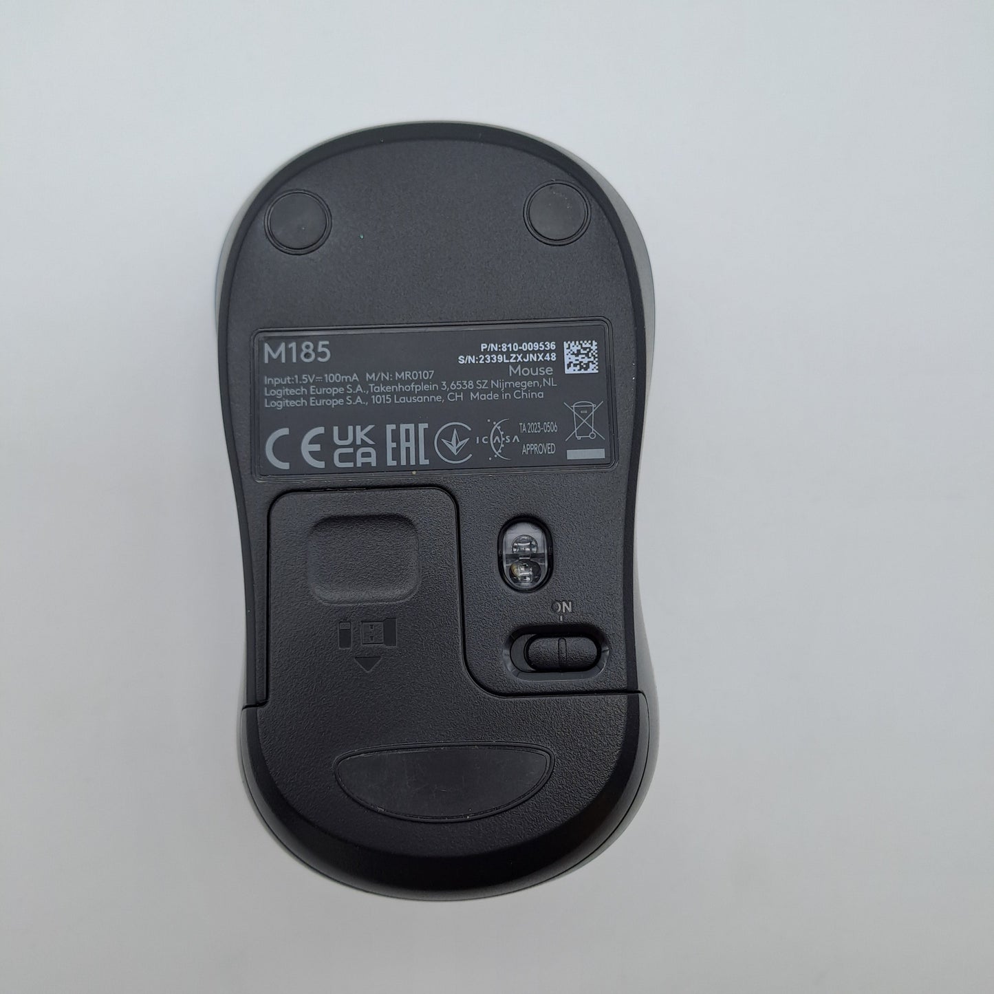 Logitech M185 Mouse Wireless Nero/Blu con Ricevitore USB