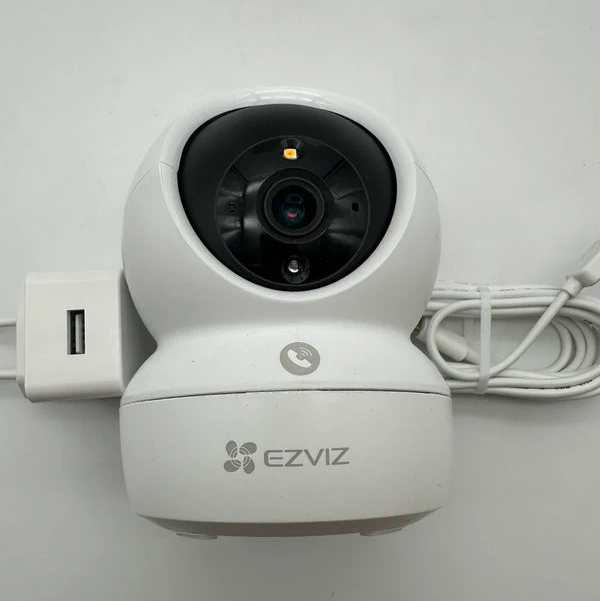 EZVIZ H6c 2K+ – Telecamera Wi‑Fi Interna Motorizzata 4 MP con Visione Notturna