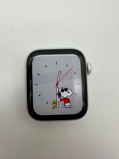 Apple Watch Nike Series 5 - 40mm GPS + Cellular