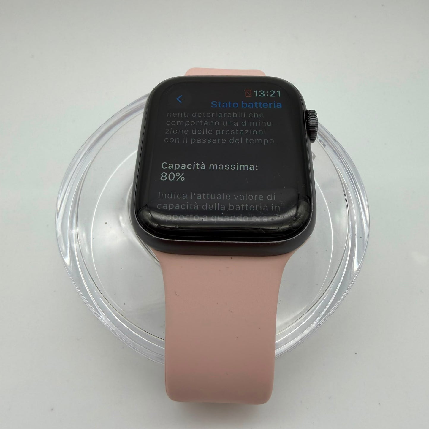 Apple Watch Series 5 44mm GPS + Cellular Aluminum Case
