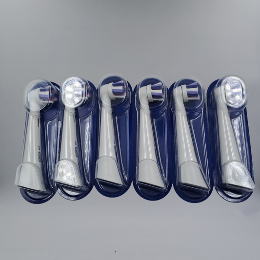 Oral-B iO Radiant White – Confezione da 6 Testine Bianche