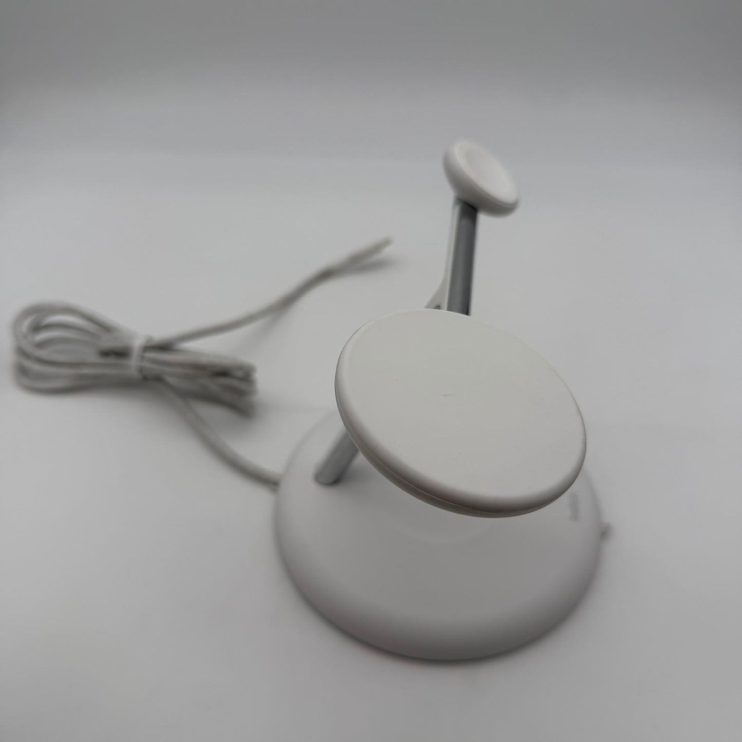 Belkin BoostCharge Pro 3-in-1 Magnetic Charging Stand