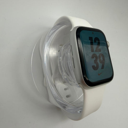 Apple Watch Series 5 Nike 44mm GPS Aluminum Case