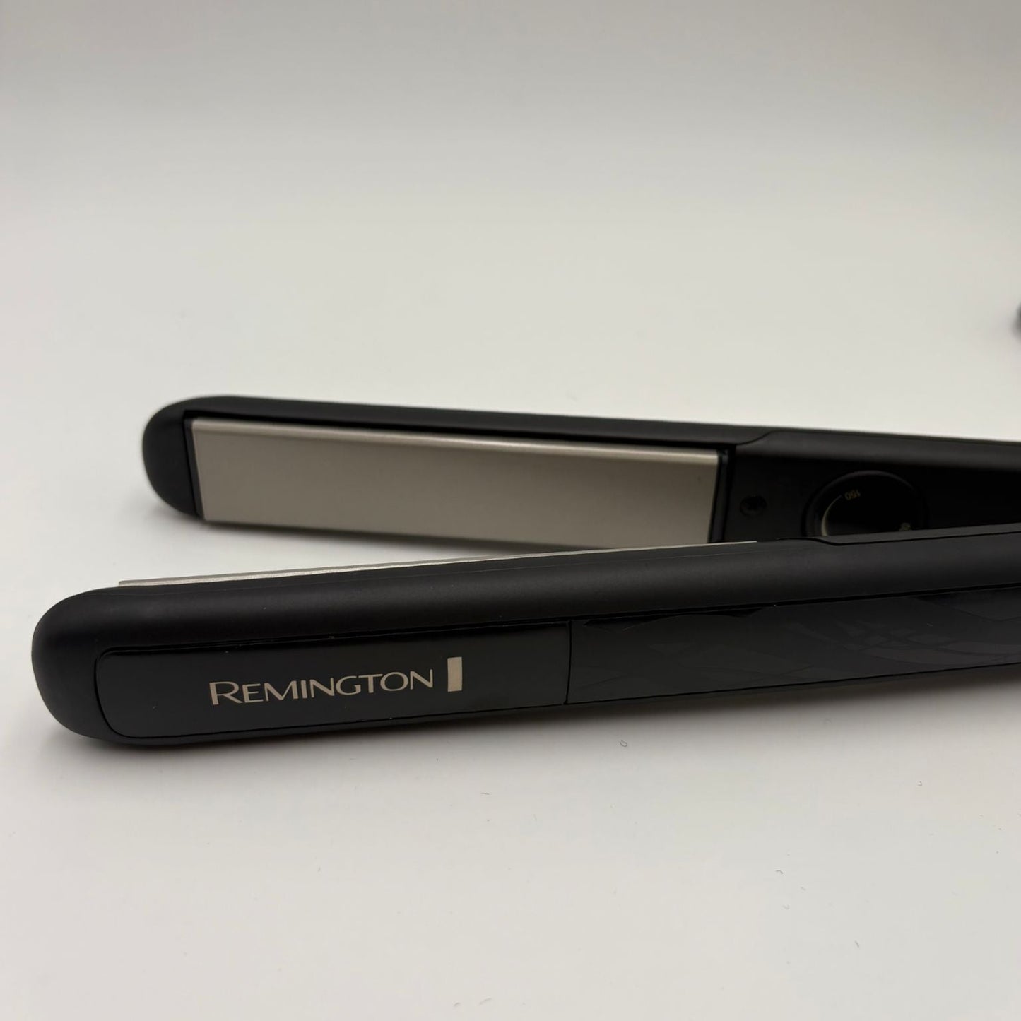 Remington Ceramic Straight 230