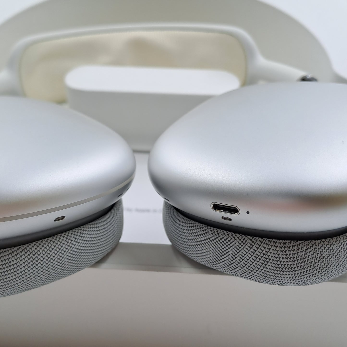 Apple AirPods Max Silver