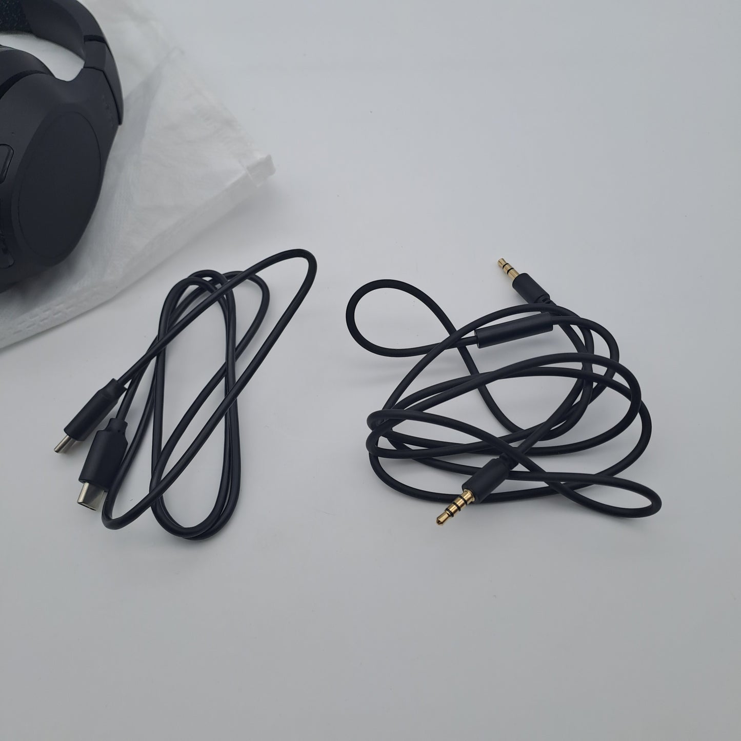 Belkin SoundForm Adapt Cuffie Wireless Over-Ear Headset