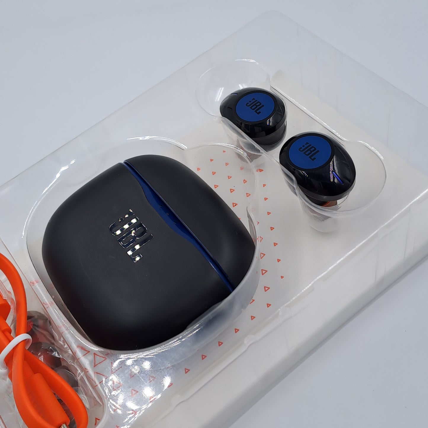 JBL Tune 125 TWS Auricolari Bluetooth True Wireless con Pure Bass e Custodia di Ricarica