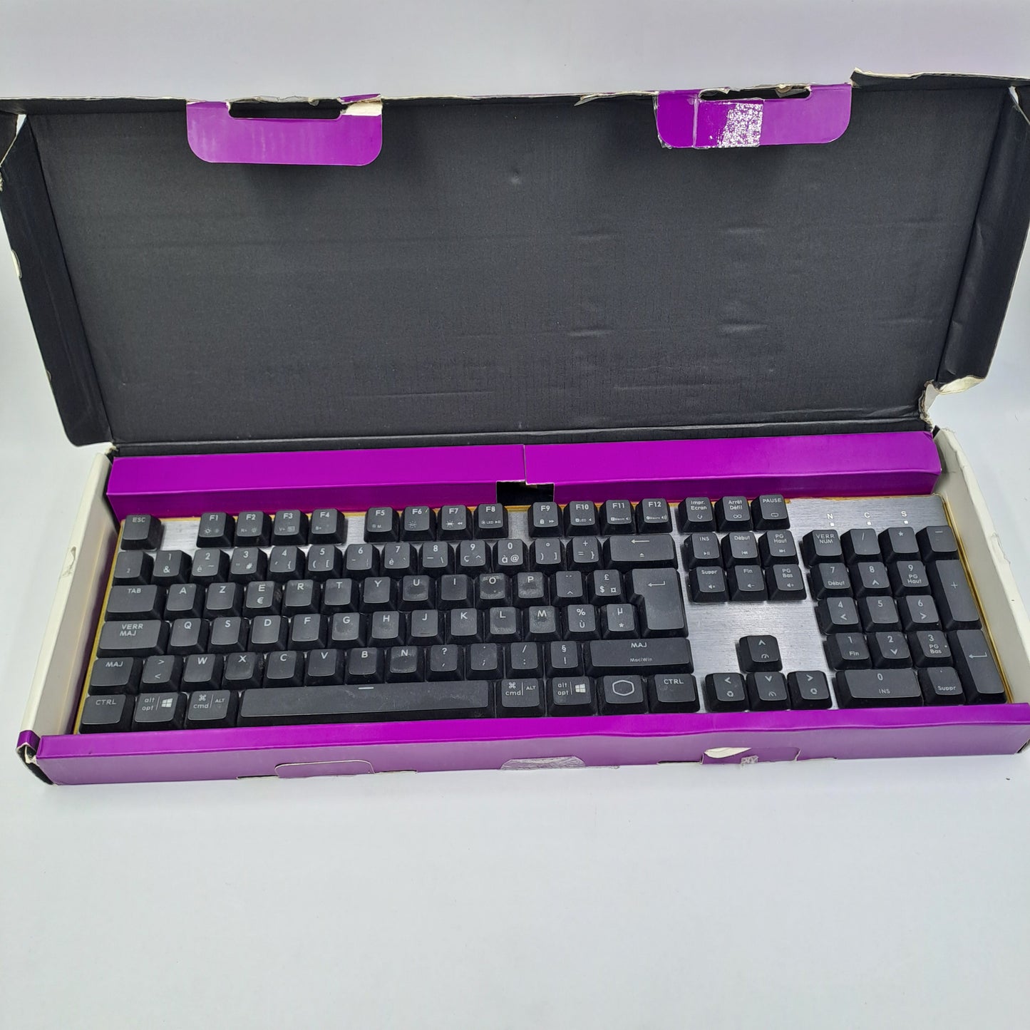 Cooler Master SK652 – Teclado mecánico de tamaño completo y perfil bajo