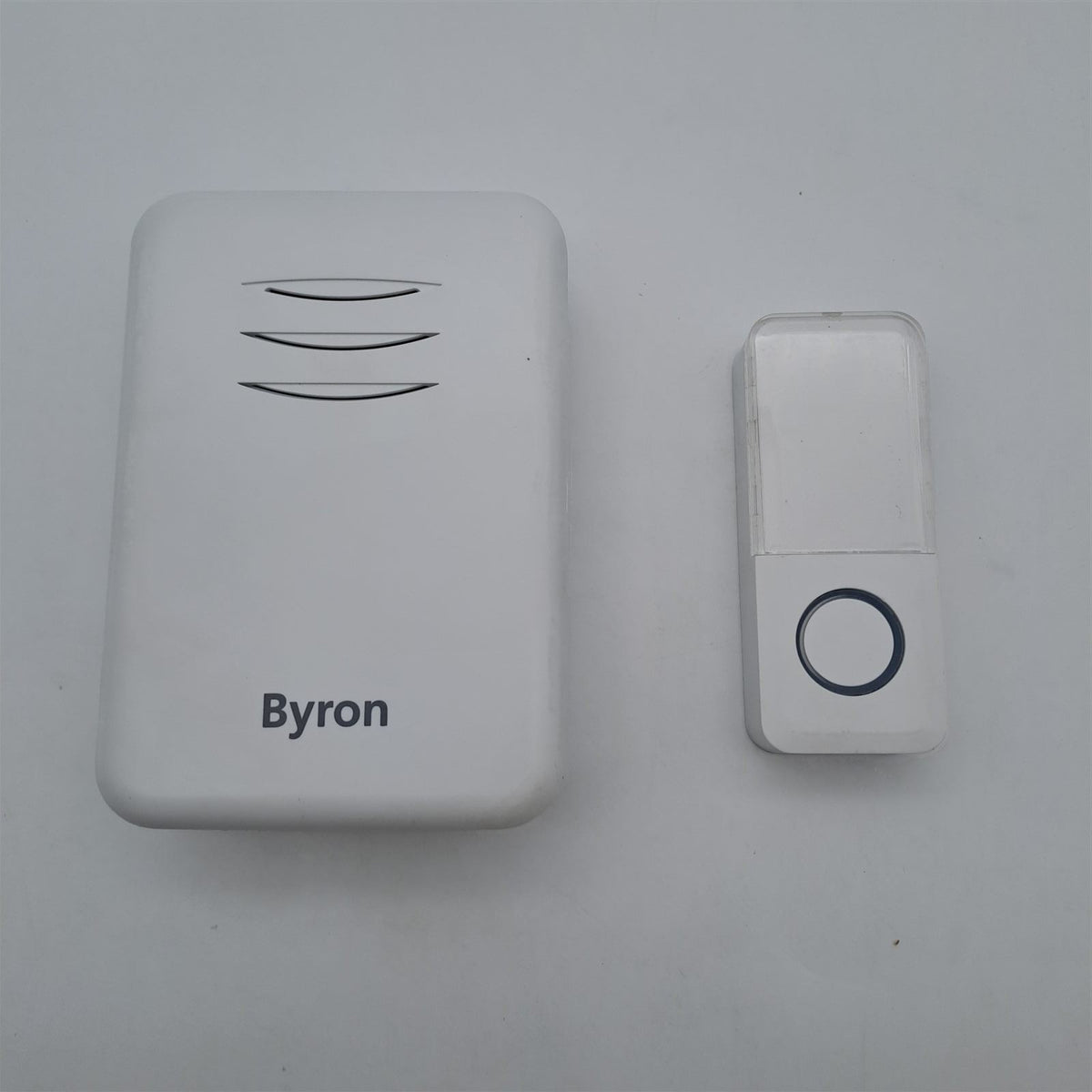 Byron DBY-22311 Campanello Wireless con Targhetta – 16 Melodie, 150 m