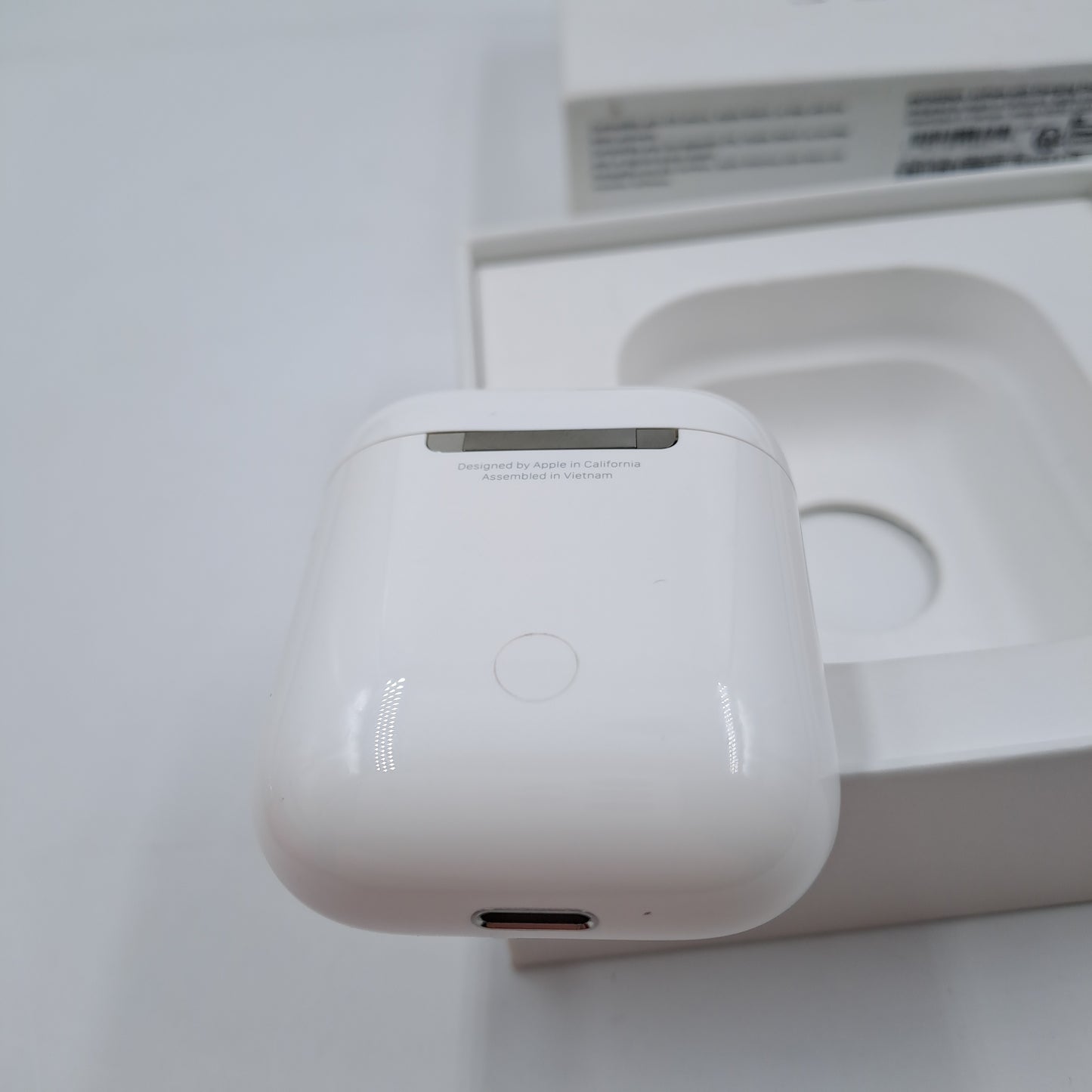 Apple AirPods – Wireless Earphones with Charging Case