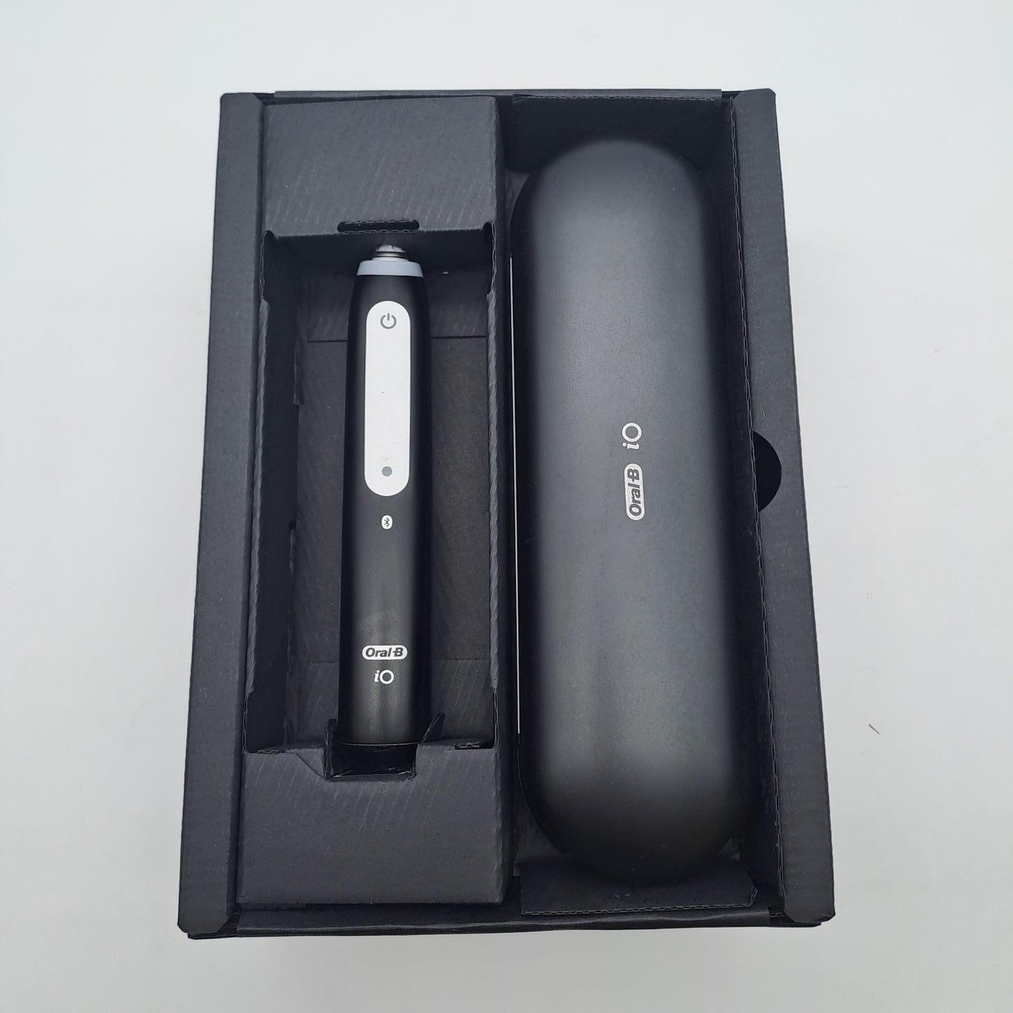 Oral-B iO Series 3 - Spazzolino Elettrico Nero
