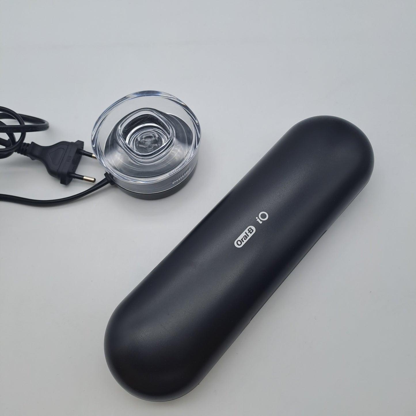 Oral-B iO 8 Duo Plus Edition Twin Pack - Spazzolini Elettrici
