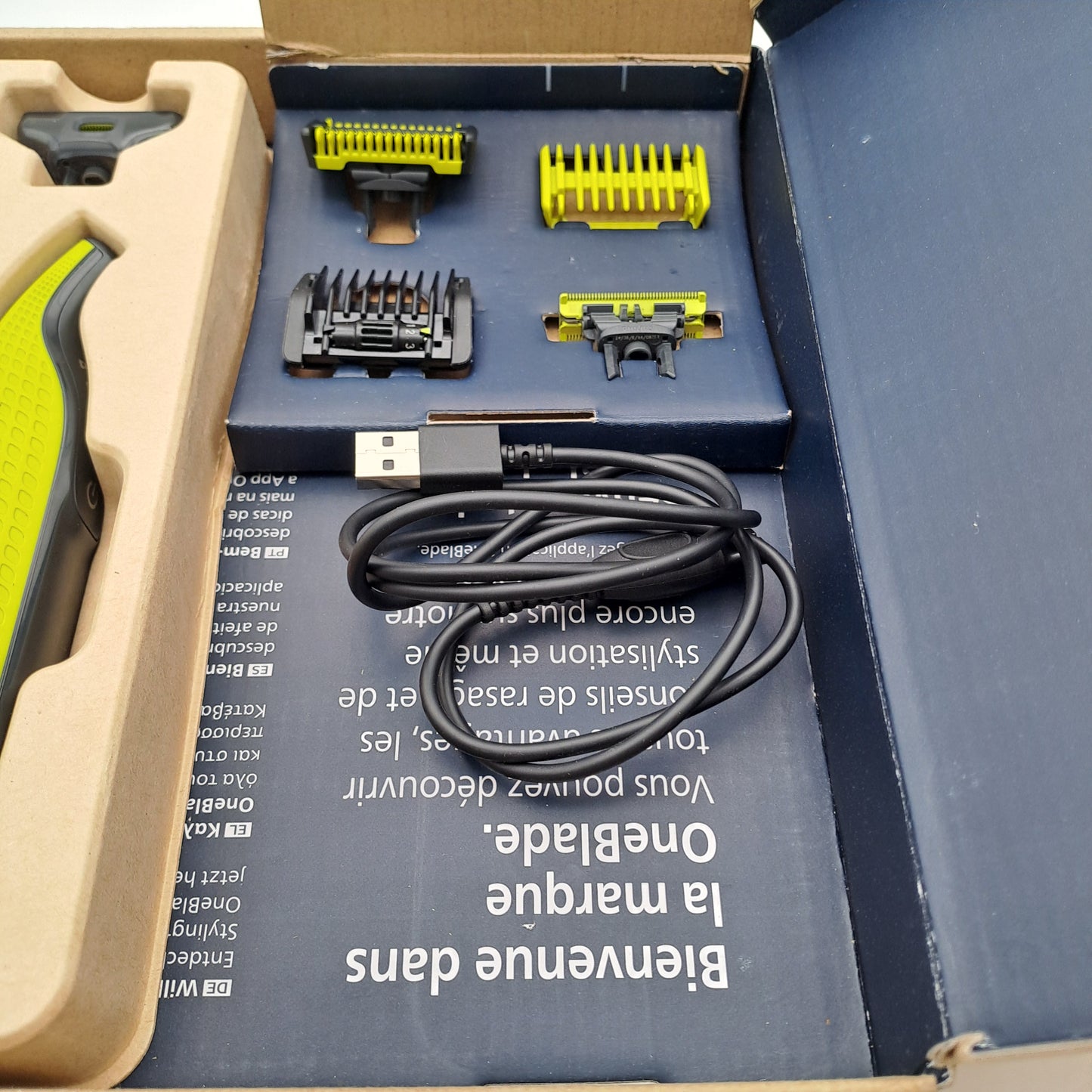 Philips OneBlade – Rasoio Elettrico 5-in-1