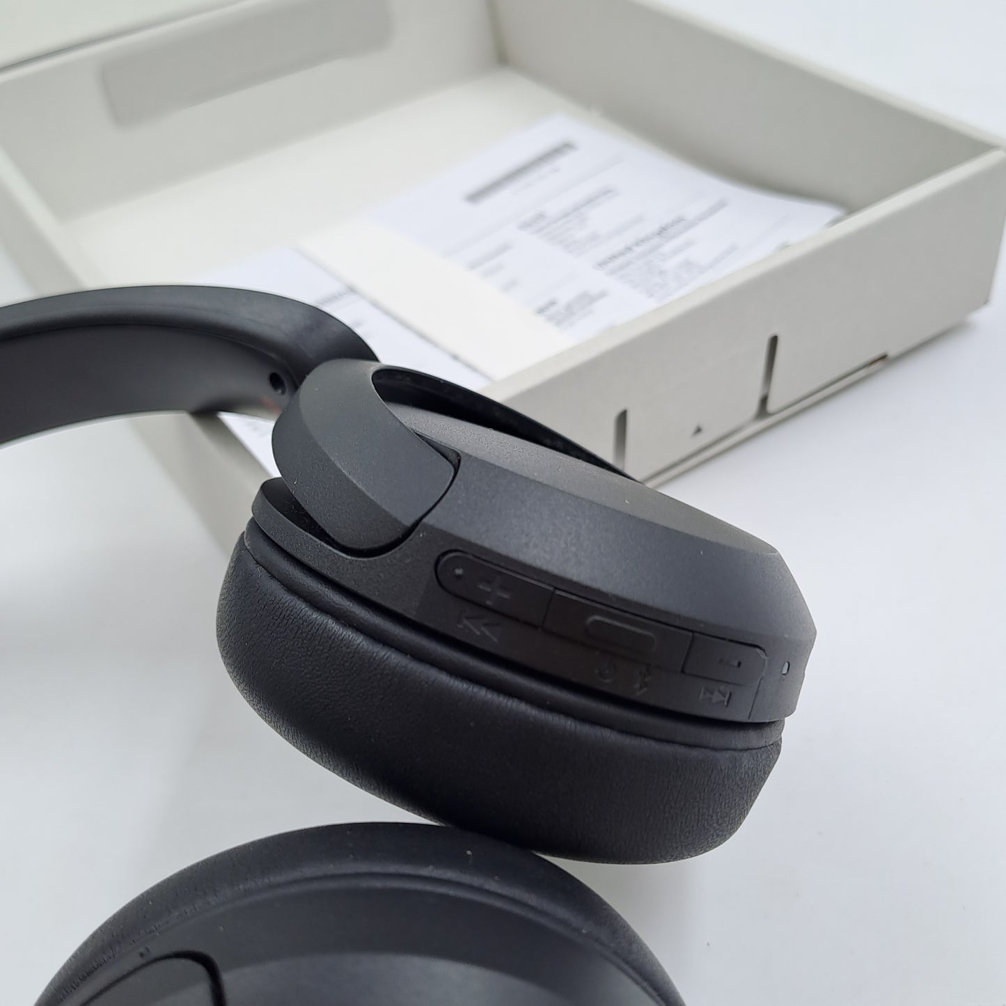 Sony WH-CH520 – Wireless Bluetooth Over-Ear Headphones