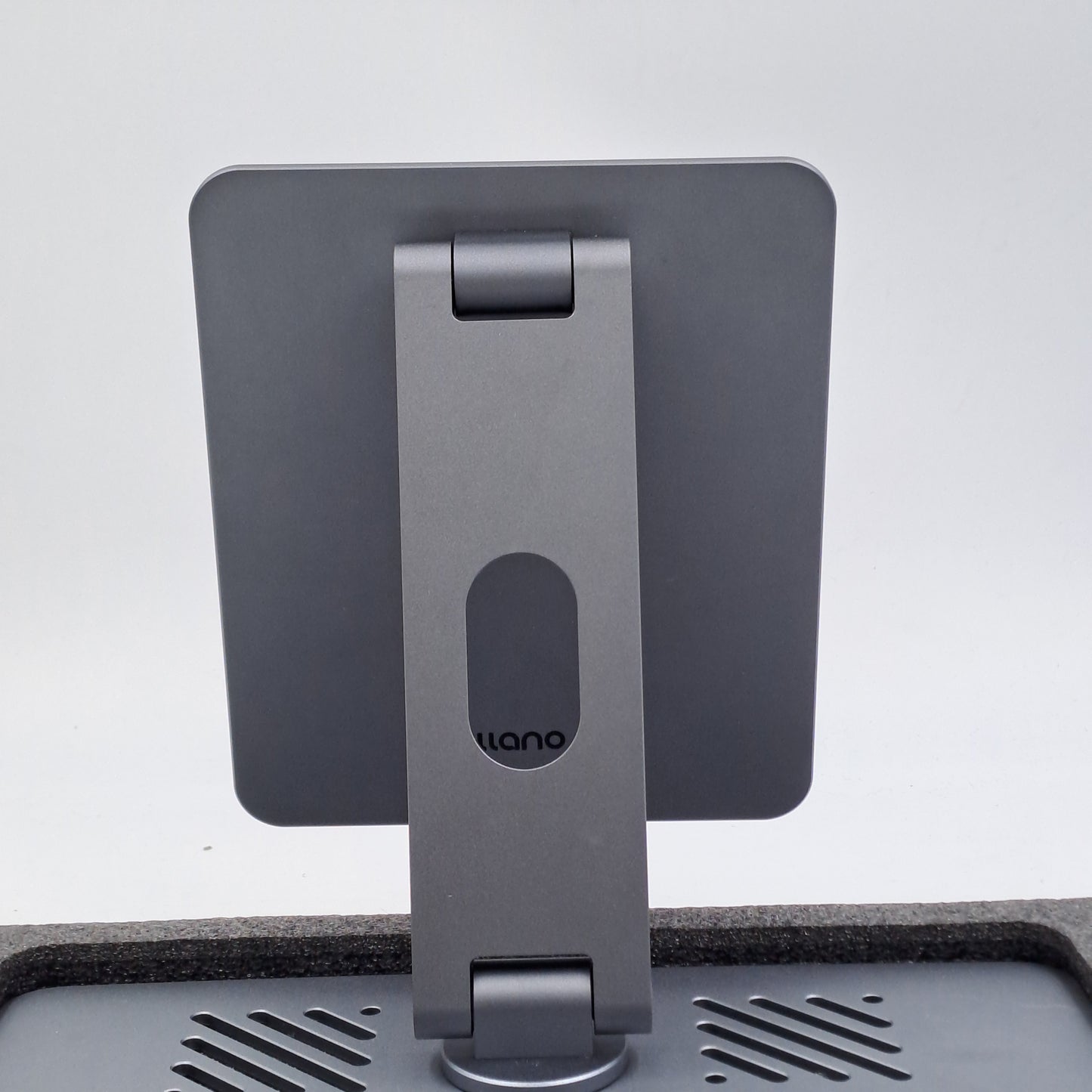 Llano iPad Magnetic Tablet Stand