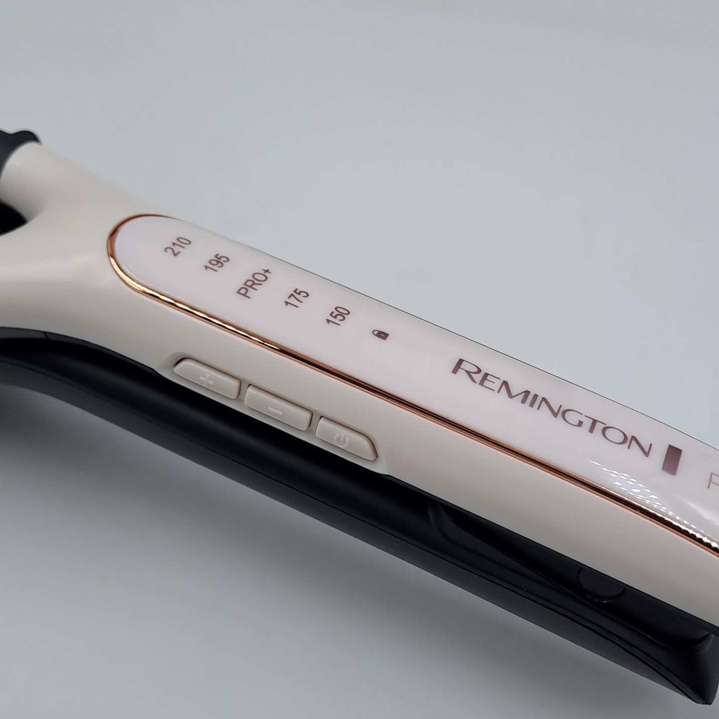 Remington ProLuxe 4-in-1 Adjustable Waver