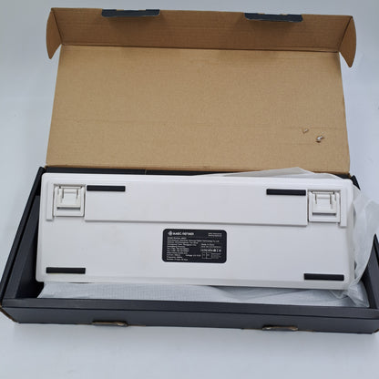 Magic-Refiner MK21: teclado mecánico RGB compacto de 62 teclas