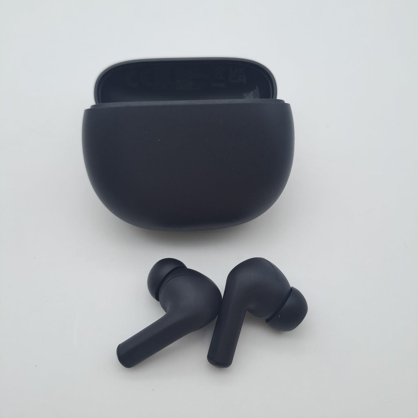 Xiaomi Redmi Buds 4 Active Écouteurs sans fil Bluetooth noirs avec étui