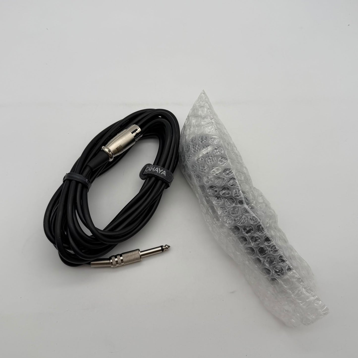 Pyle Professional Moving Coil Dynamic Handheld Microphone
