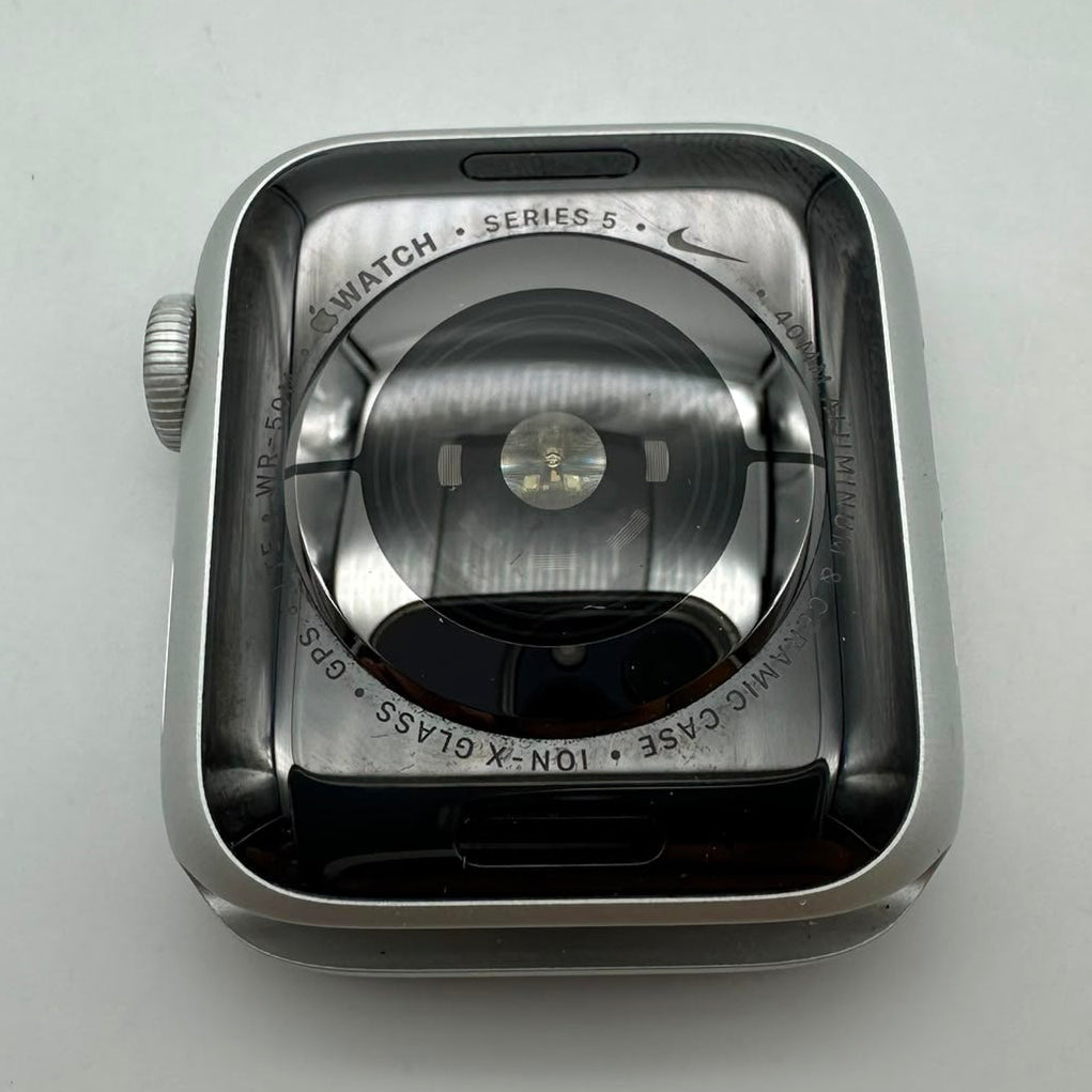 Apple Watch Nike Series 5 - 40mm GPS + Cellular