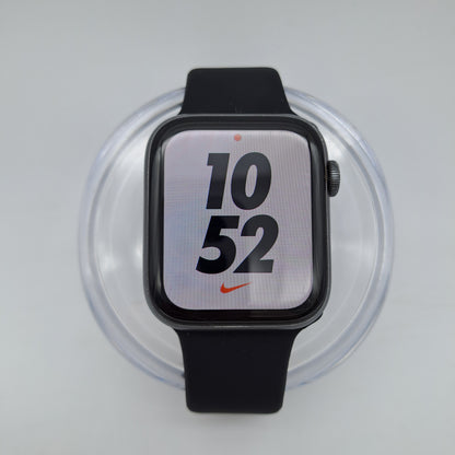 Apple Watch Series 5 Nike 44mm GPS Aluminum Case