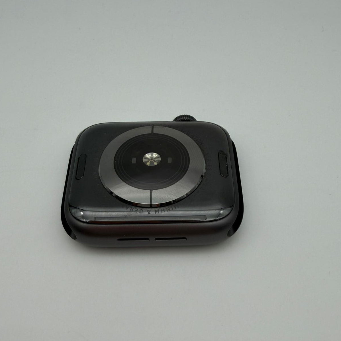 Apple Watch Series 5 44mm GPS+Cellular Aluminum Case