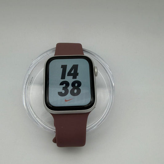 Apple Watch Series 5 Nike 44mm GPS Aluminum Case