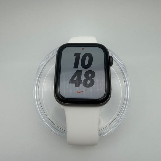 Apple Watch Series 5 Nike 44mm GPS Aluminum Case