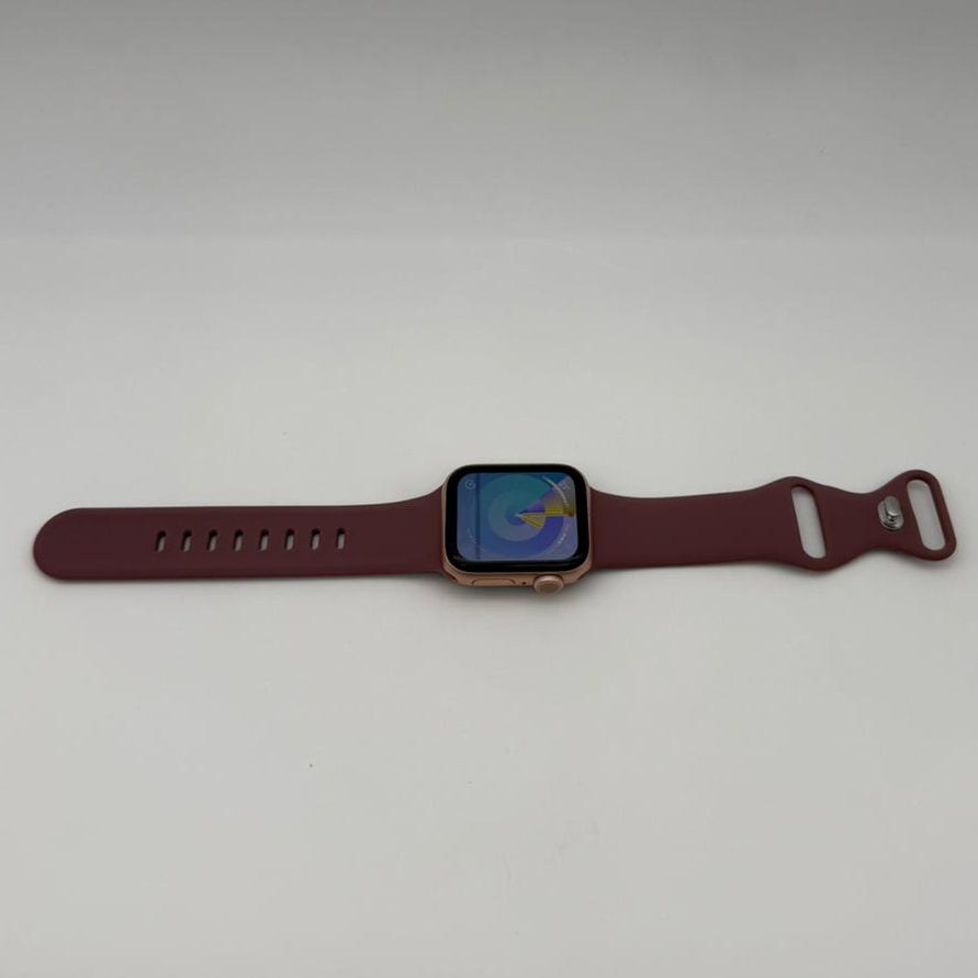 Apple Watch Series 6 40mm GPS Aluminum Case