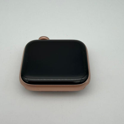 Apple Watch Series 6 40mm GPS Aluminum Case