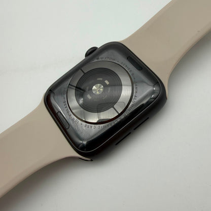Apple Watch Series 5 44mm GPS + Cellular - Aluminum Case
