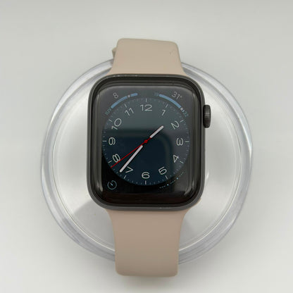 Apple Watch Series 5 44mm GPS + Cellular - Aluminum Case