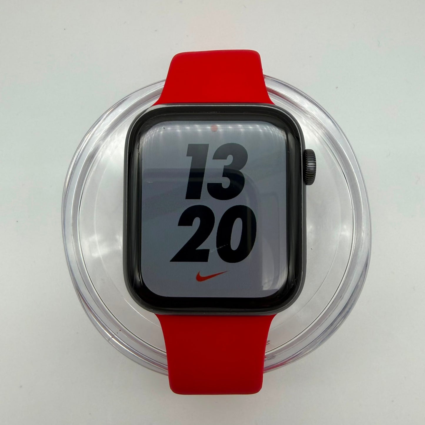 Apple Watch Series 5 44mm GPS+Cellular Aluminum Case