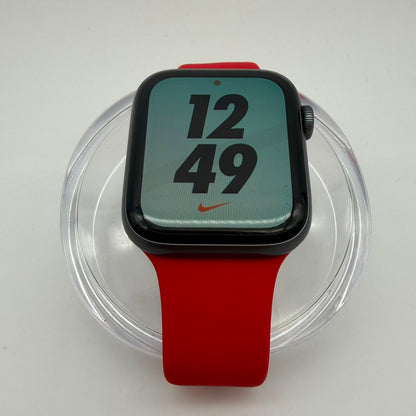 Apple Watch Series 5 44mm GPS + Cellular Aluminum Case