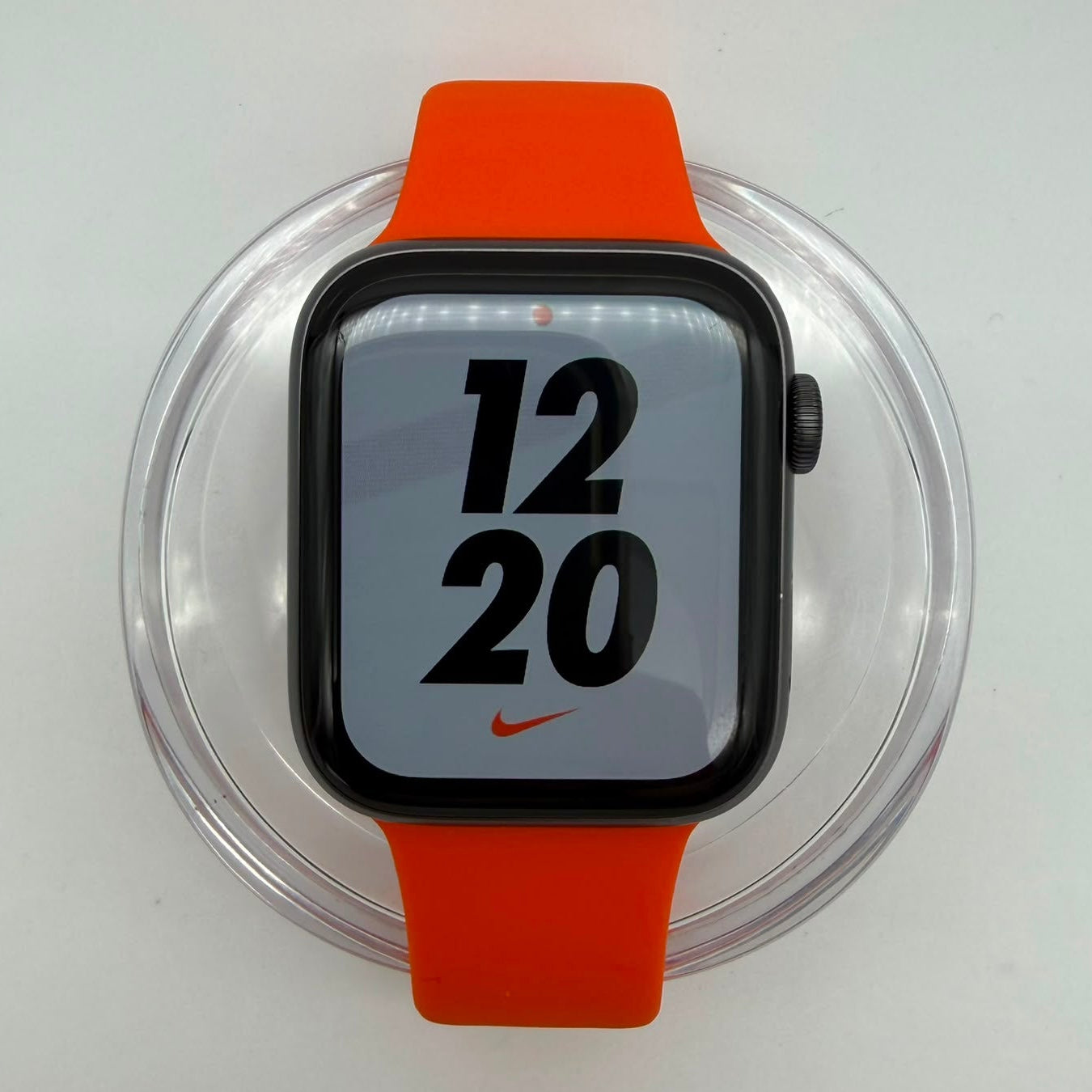 Apple Watch Series 5 Nike 44mm GPS + Cellular Aluminum Case