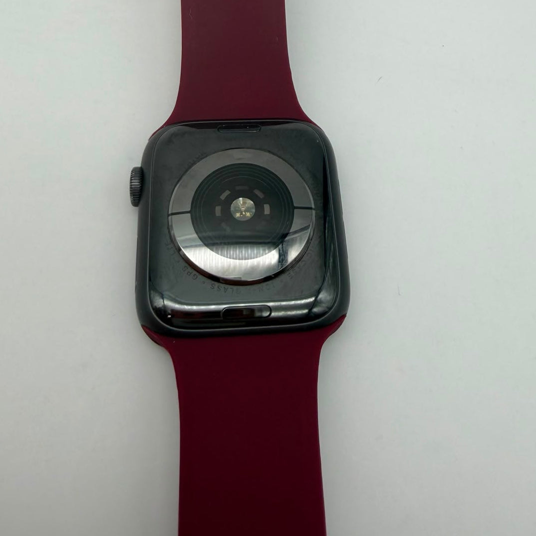 Apple Watch Series 5 44mm GPS+Cellular Aluminum Case